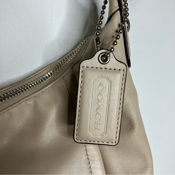 Coach Kristin hobo bag cream leather medium size - Picture 3 of 11